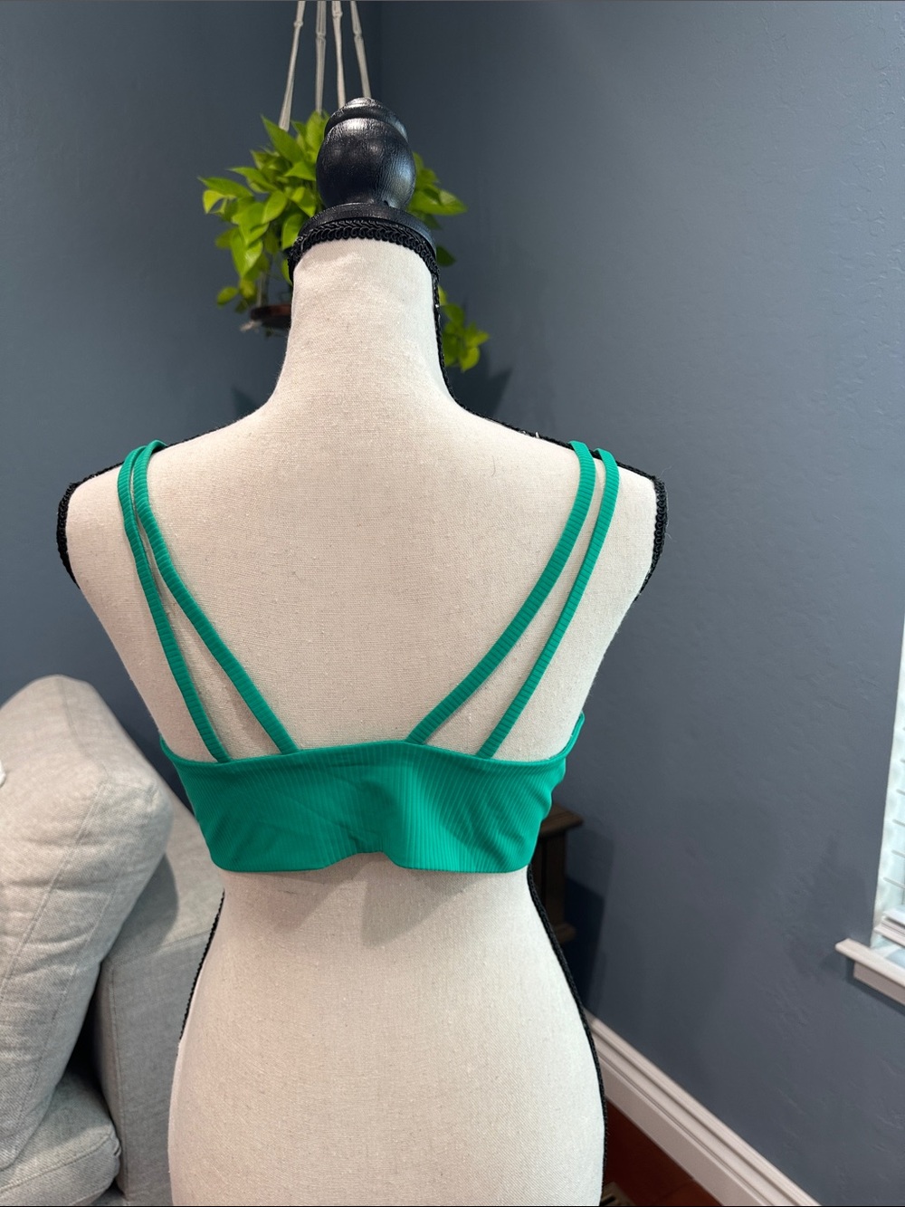 Lululemon like a cloud bra * light support b/c cup - Picture 2 of 3